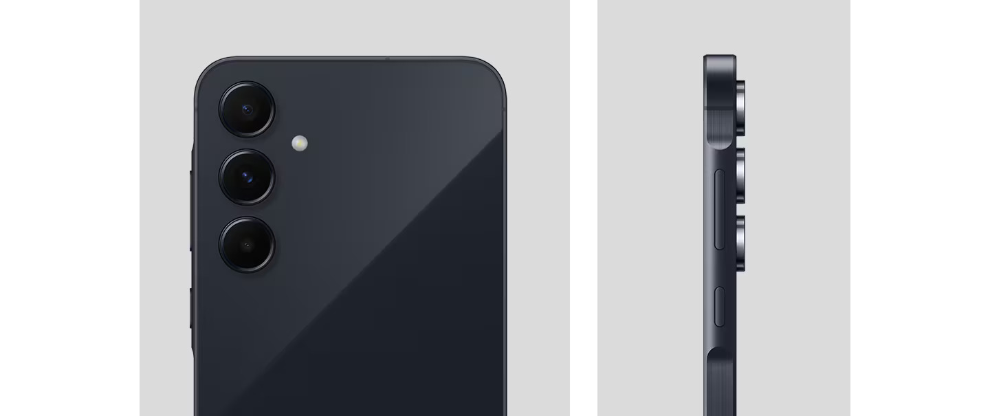 Galaxy A55 na cor preta, vista traseira e lateral